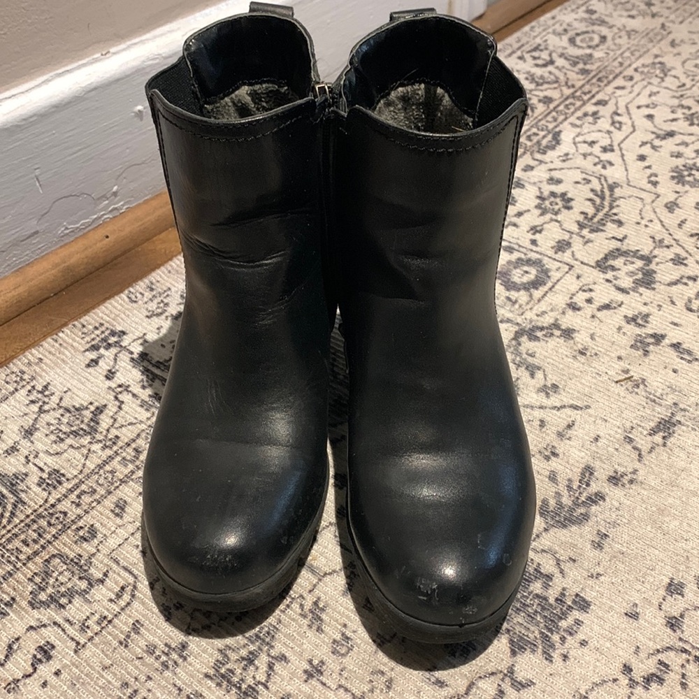 Artica wedge booties